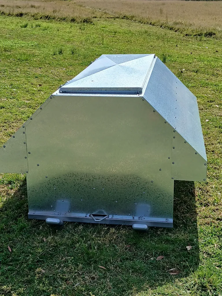 Skid-Feeder-1000-side-view
