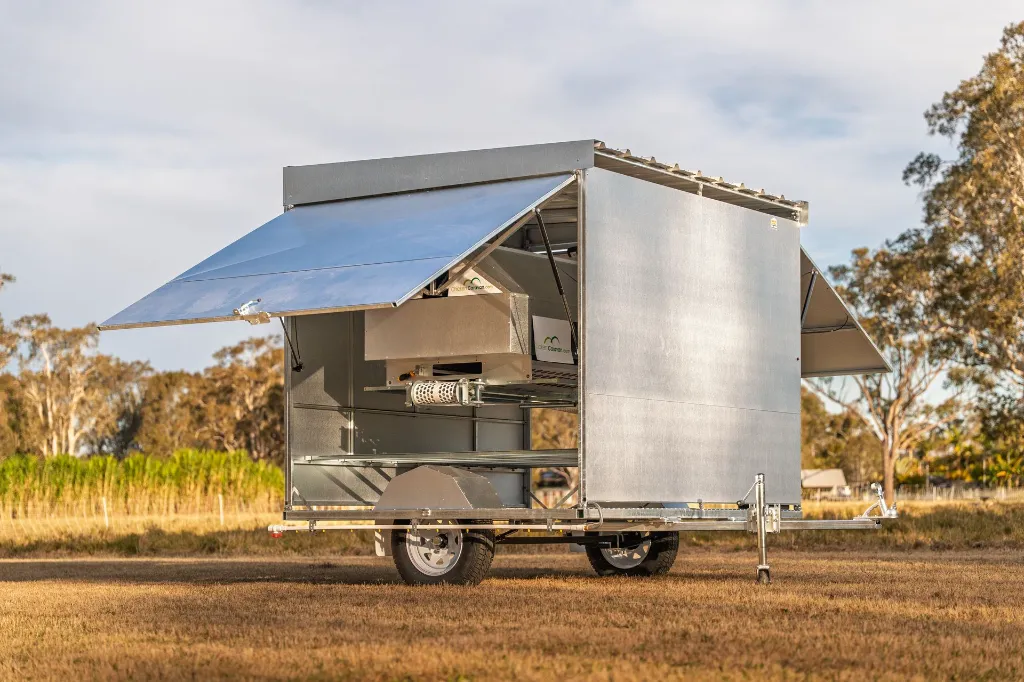 Chicken-Caravan-130-doors-open-side-front